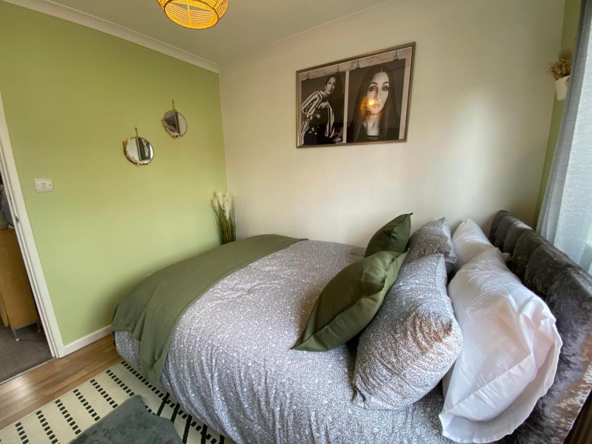 Host & Stay - Cotman Close Milton Keynes Luaran gambar